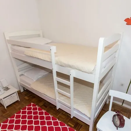 Holiday Toma Hébergement de vacances