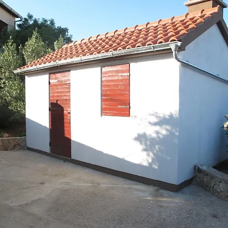 Holiday home Holiday Toma Kukljica